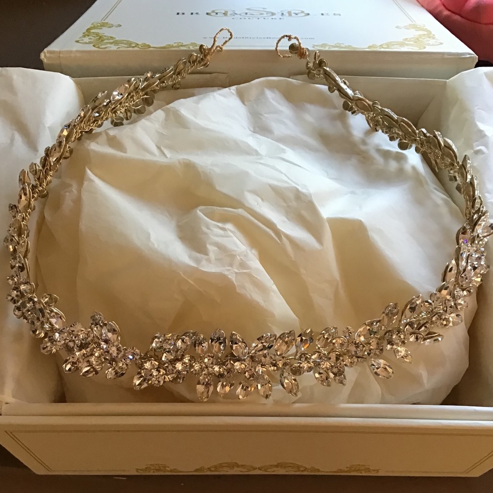 Bridal Styles Couture Diamond Crystal Waist Belt , Length 16 inches